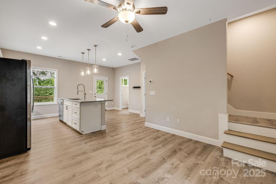 Image 41 of a home in .