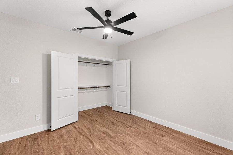 Spacious, unfurnished interior of a new home in , Dallas (Image 32).
