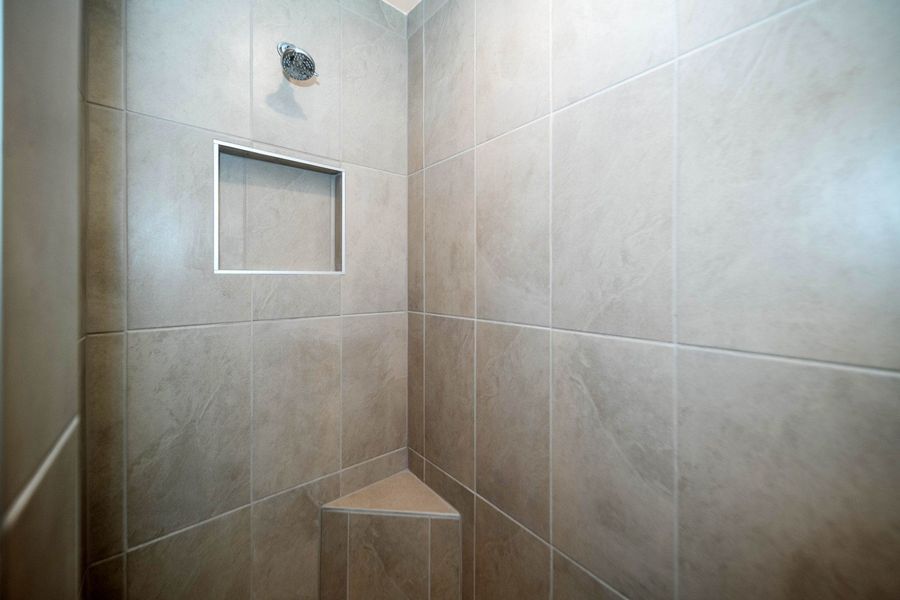 Representative interior finishes for a home built from the Aguirre by Hakes Brothers in Summer Sky North, El Paso (Image 7).