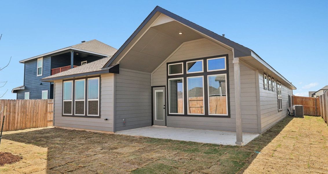 Exterior details and patio area of a home in Trace, San Marcos (Image 4).