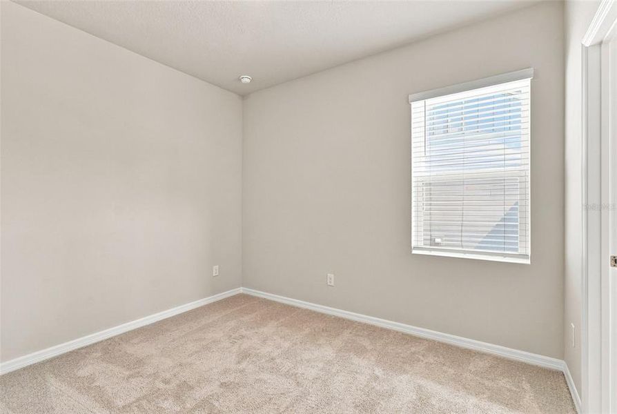 Spacious, unfurnished interior of a new home in , Daytona Beach (Image 16).