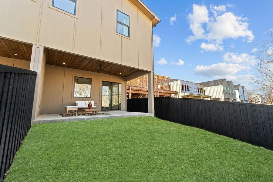 Exterior details and patio area of a home in , Dallas (Image 30).