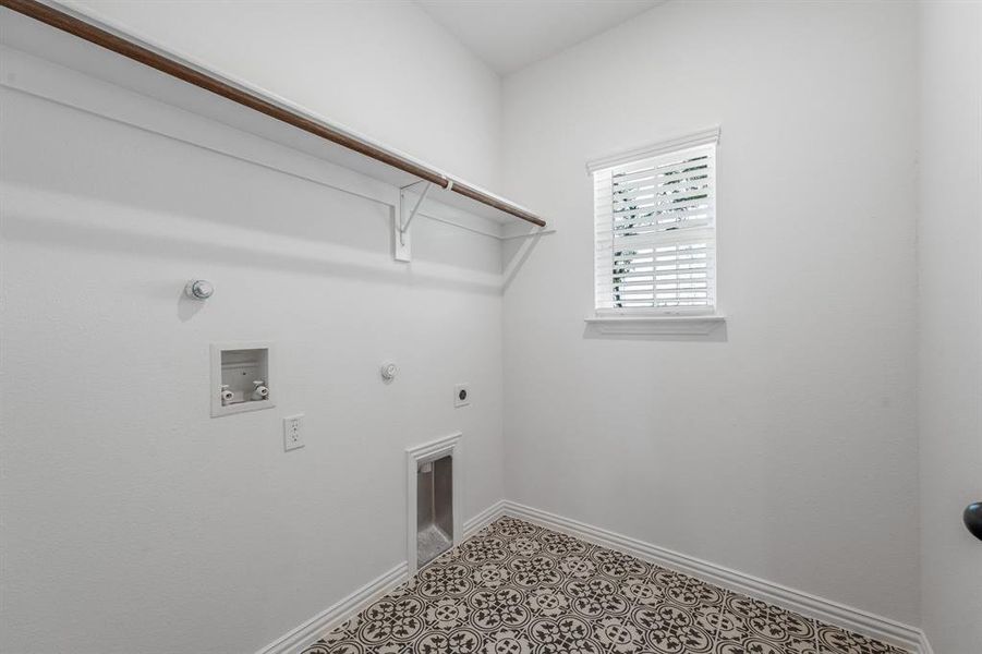 Spacious, unfurnished interior of a new home in , Poolville (Image 12).