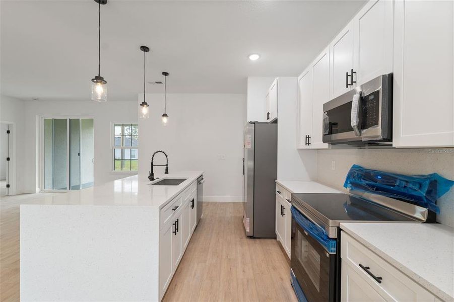Furnished interior view inside a new home in , Ocala (Image 7).