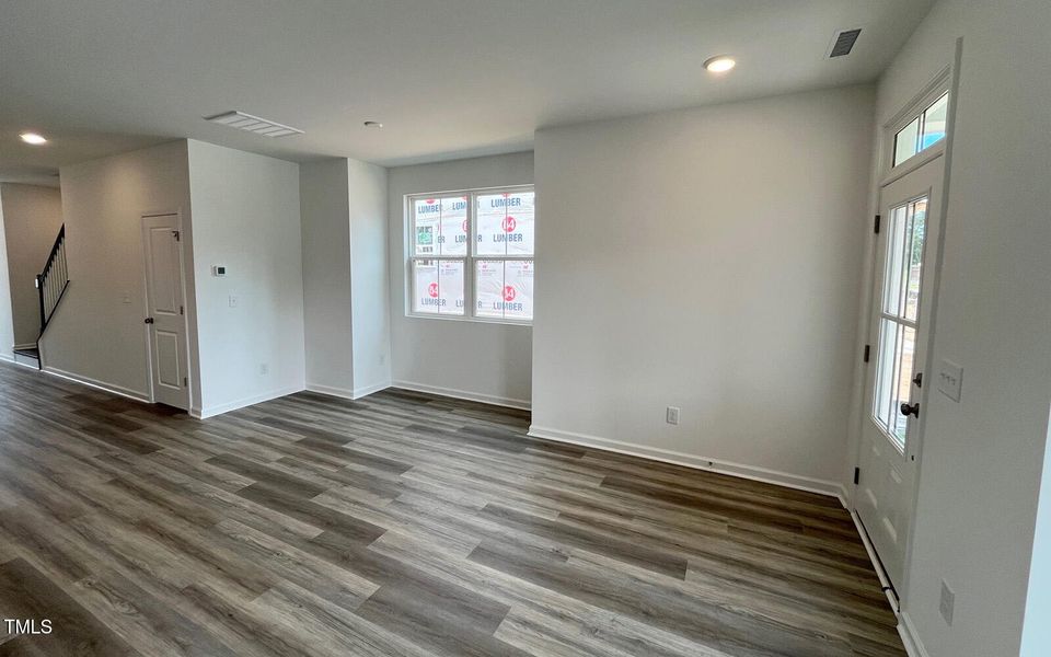 Morgan_2541_Foyer_Wendell_Falls_BR