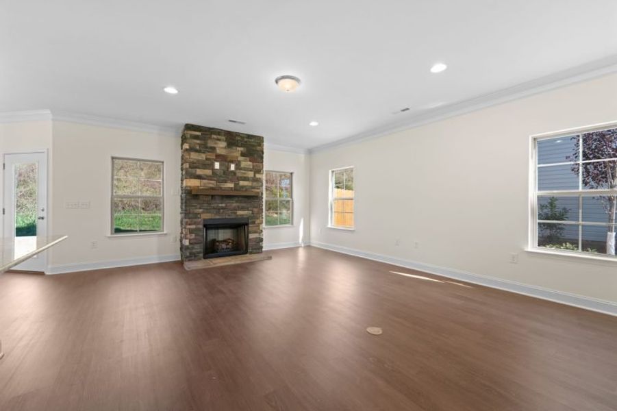 Spacious, unfurnished interior of a new home in Miller's Reserve, Winston-Salem (Image 25).
