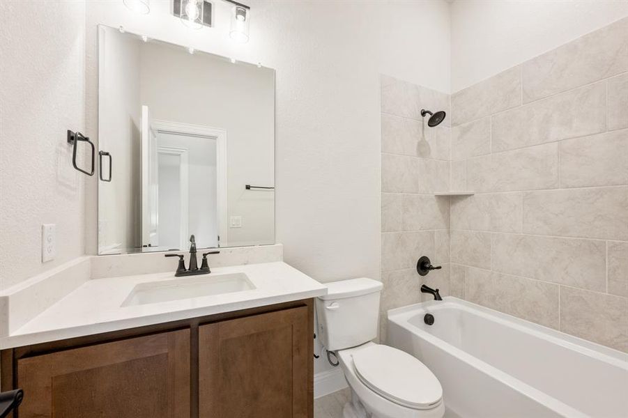 Furnished interior view inside a new home in Parks of Aledo, Aledo (Image 11).