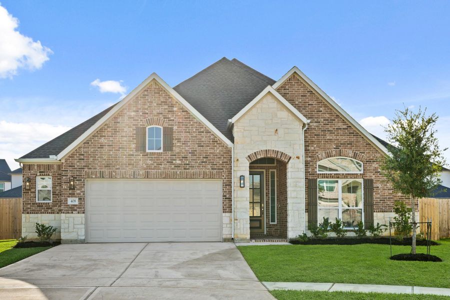 Front exterior of a new home in Beacon Hill, Waller, TX, highlighting curb appeal (Image 2). Front exterior of a new home in Beacon Hill, Waller, TX, highlighting curb appeal (Image 2).