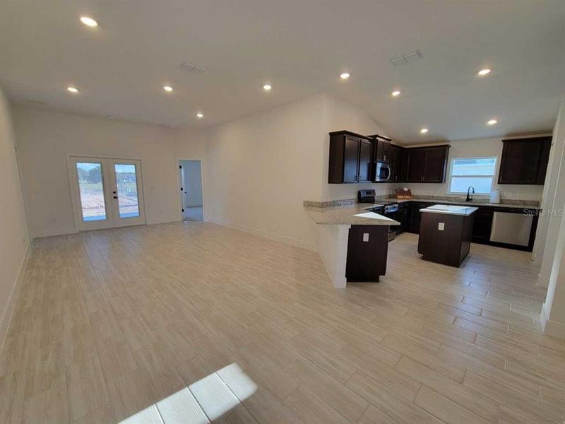 Spacious, unfurnished interior of a new home in Ocala Crossings South, Ocala (Image 26). Spacious, unfurnished interior of a new home in Ocala Crossings South, Ocala (Image 26).