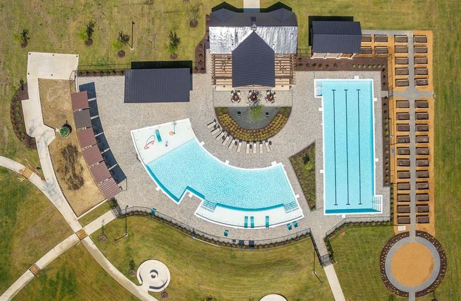 Community amenities in Lily Creek at Sutton Fields, Aubrey (Image 4).