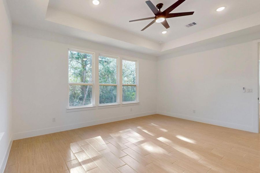 Spacious, unfurnished interior of a new home in , Bastrop (Image 18). Spacious, unfurnished interior of a new home in , Bastrop (Image 18).
