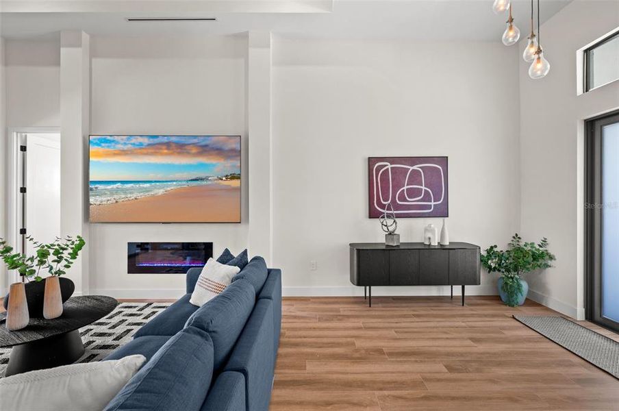 Furnished interior view inside a new home in , Port Charlotte (Image 58).