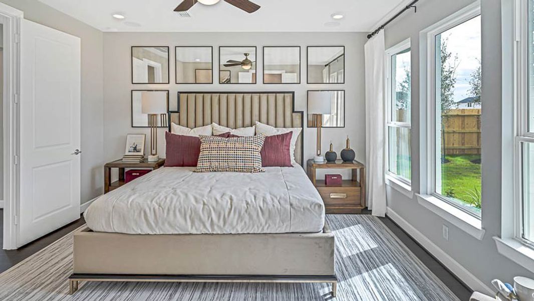 Representative furnished interior of a home built from the Camelia by Taylor Morrison in Trillium 50s, Richmond (Image 19).