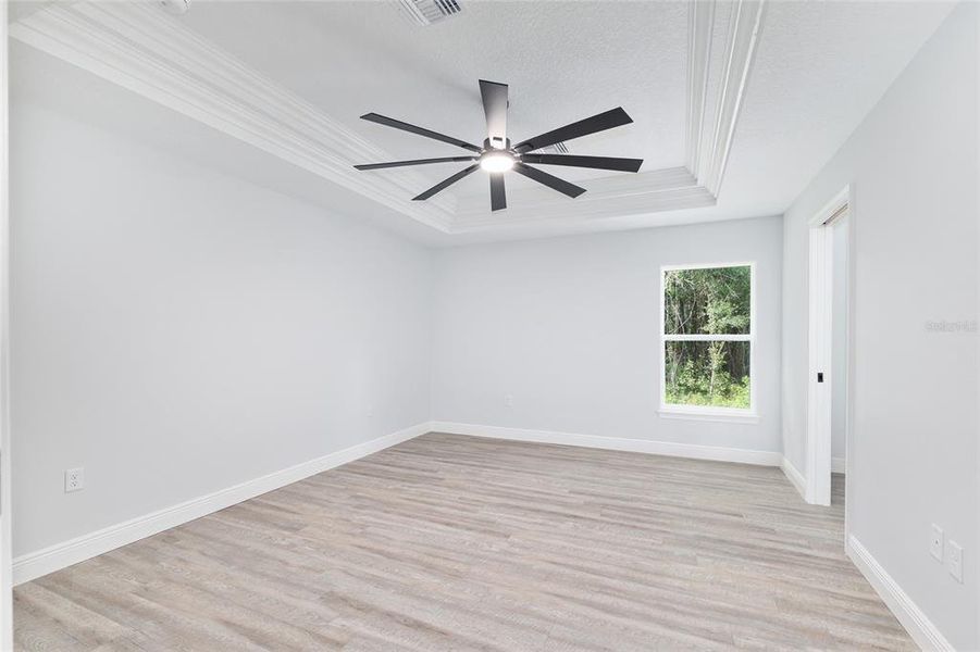 Spacious, unfurnished interior of a new home in , Dunnellon (Image 15).