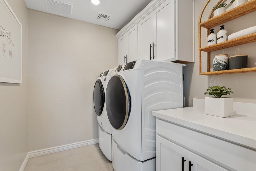 Furnished interior view inside a new home in Artisan at Asante, Surprise (Image 22).