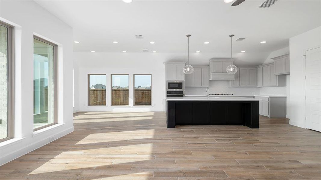 Spacious, unfurnished interior of a new home in Devonshire 55', Forney (Image 25).