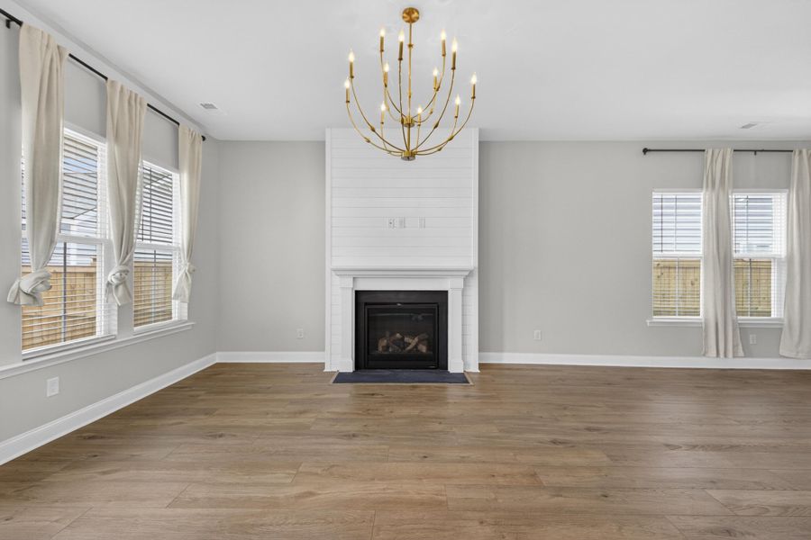 Spacious, unfurnished interior of a new home in , Summerville (Image 32).