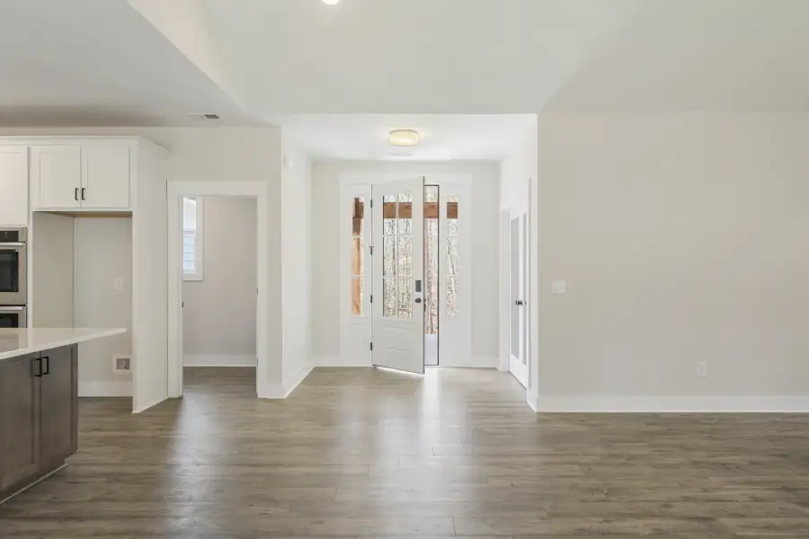 Representative unfurnished interior of a home built from the Autumn by Hunter Quinn Homes in Church Creek Reserve, Johns Island (Image 11).