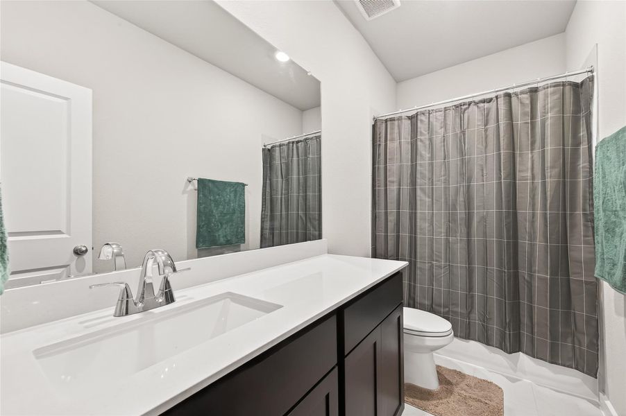 Furnished interior view inside a new home in Arabella on the Prairie, Richmond (Image 38).