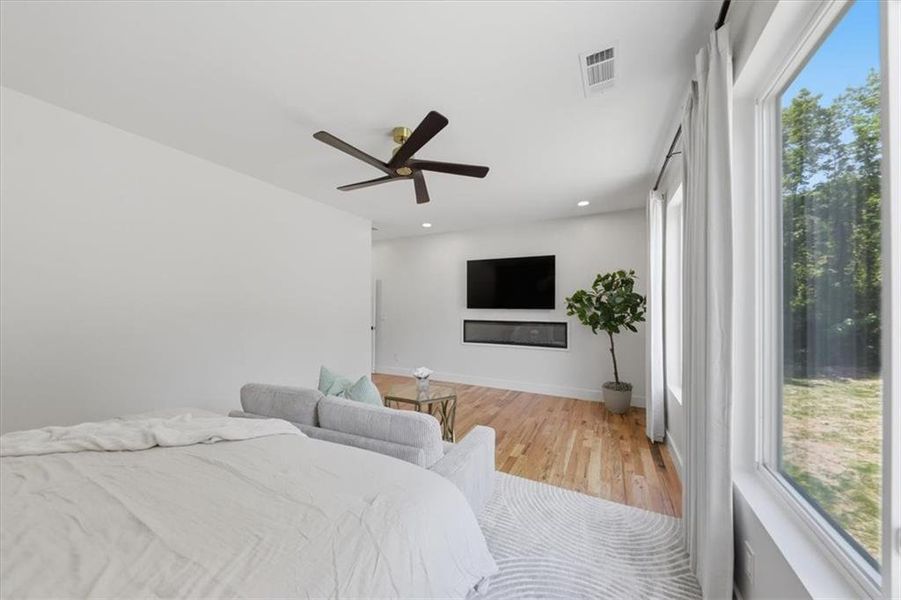 Furnished interior view inside a new home in , Atlanta (Image 32).