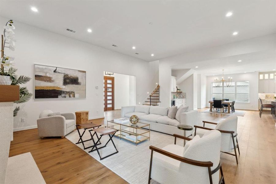 Furnished interior view inside a new home in , Dallas (Image 10).