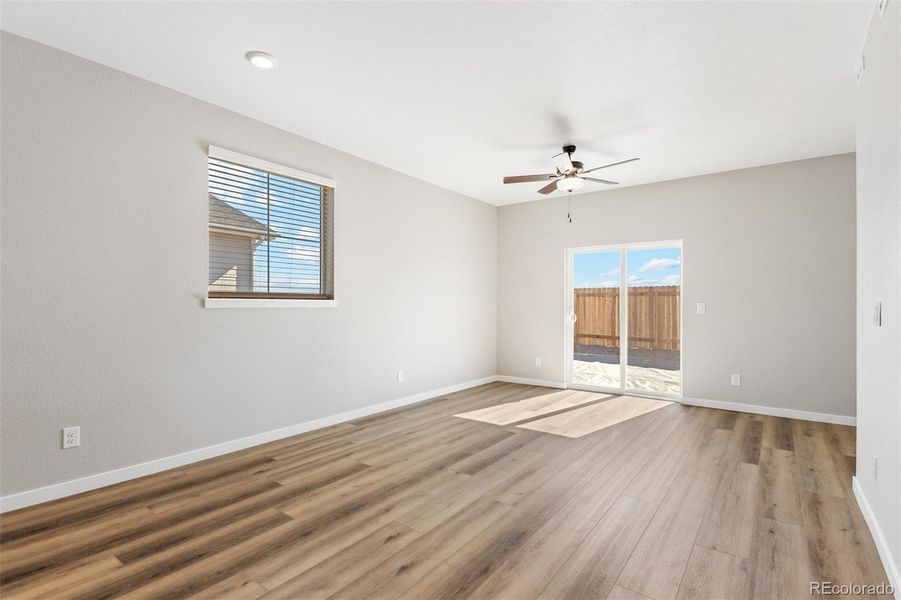 Spacious, unfurnished interior of a new home in Second Creek Farm, Commerce City (Image 9). Spacious, unfurnished interior of a new home in Second Creek Farm, Commerce City (Image 9).