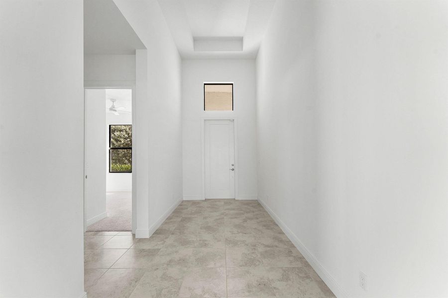 Spacious, unfurnished interior of a new home in , Port St. Lucie (Image 32).