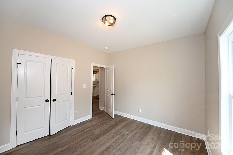 Spacious, unfurnished interior of a new home in , Hickory (Image 27).
