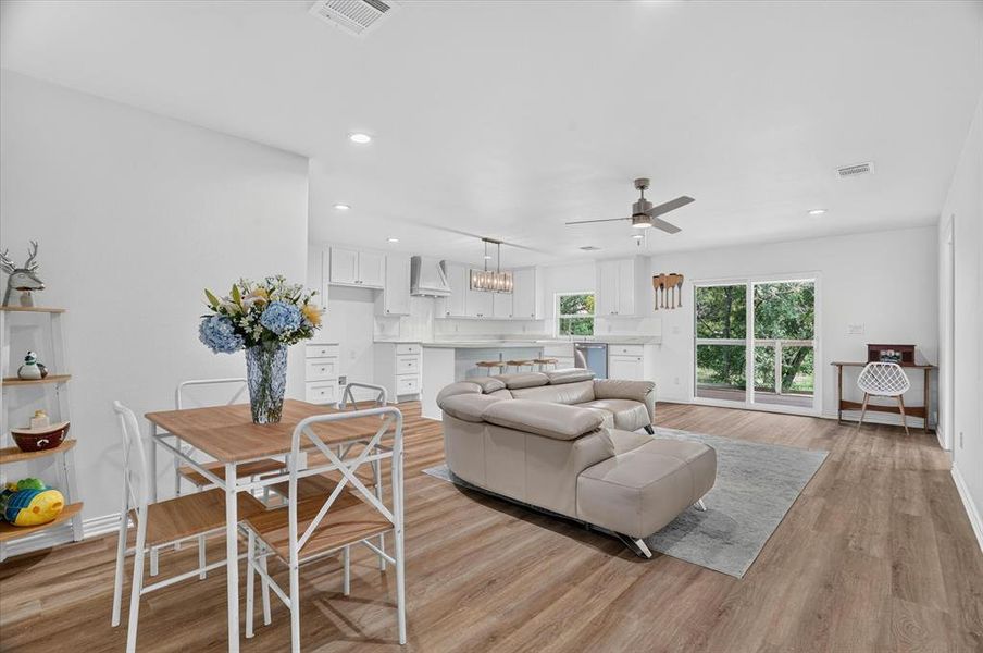 Furnished interior view inside a new home in , Lake Worth (Image 5).