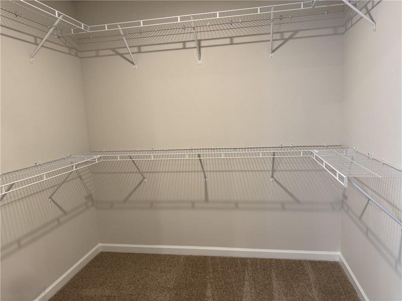 Spacious, unfurnished interior of a new home in Southern Hills, McDonough (Image 15).