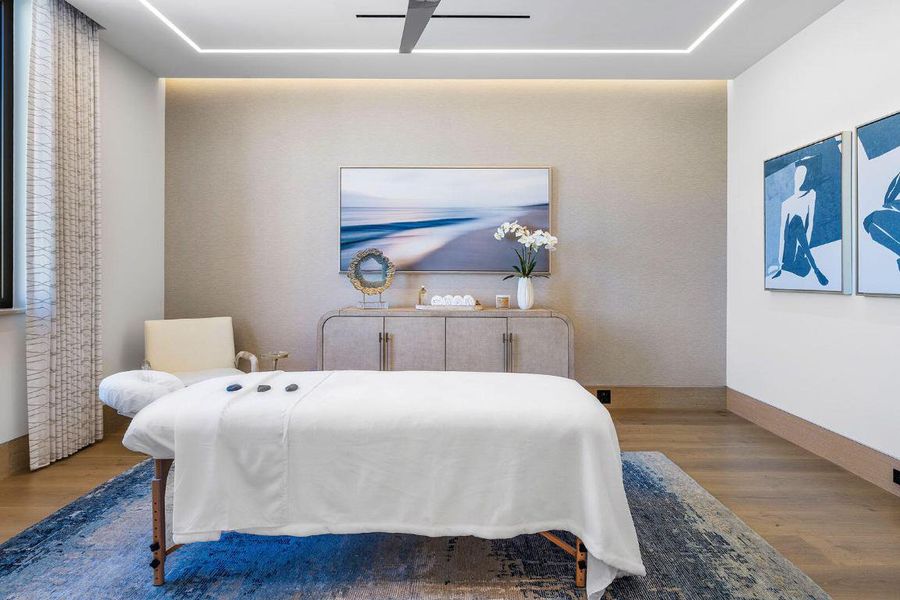 1520_Royal_Palm_Way_98