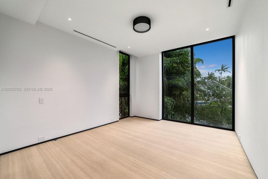 Spacious, unfurnished interior of a new home in , Coral Gables (Image 43). Spacious, unfurnished interior of a new home in , Coral Gables (Image 43).