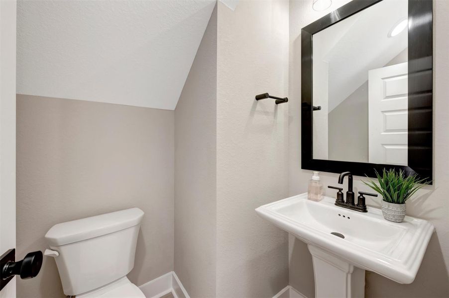 Furnished interior view inside a new home in Retreat at Oak Park, Houston (Image 3).