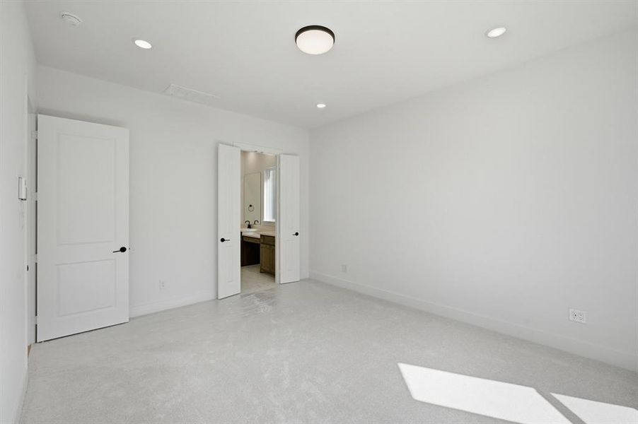 Spacious, unfurnished interior of a new home in Walsh: Artisan Series - 50' lots, Aledo (Image 19).