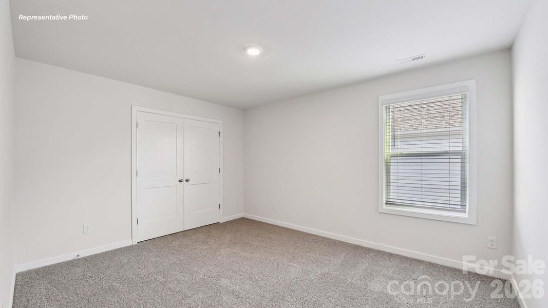 Spacious, unfurnished interior of a new home in Oak Grove Hill, Huntersville (Image 29).