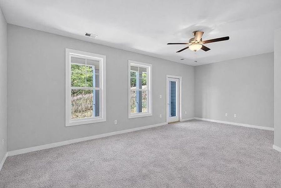 Spacious, unfurnished interior of a new home in The Park at Gainesville Township, Gainesville (Image 24).