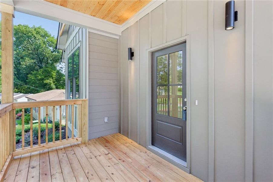 Exterior details and patio area of a home in , Atlanta (Image 20).