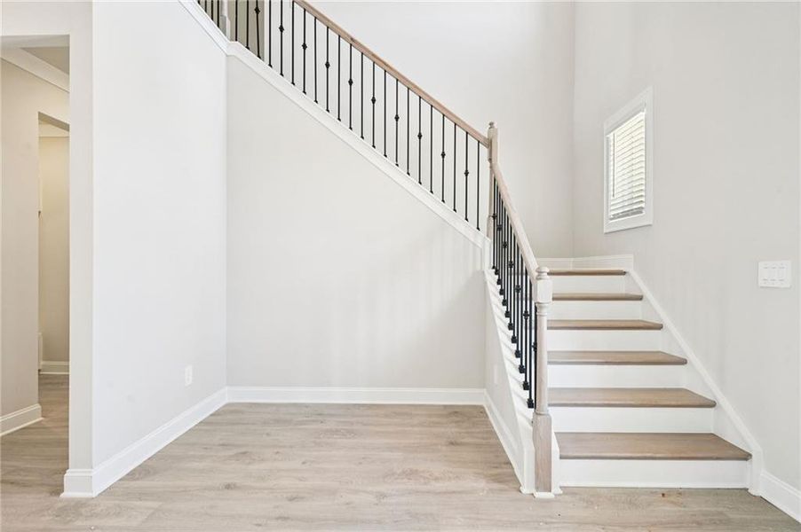 Spacious, unfurnished interior of a new home in River Pointe, Monroe (Image 34).