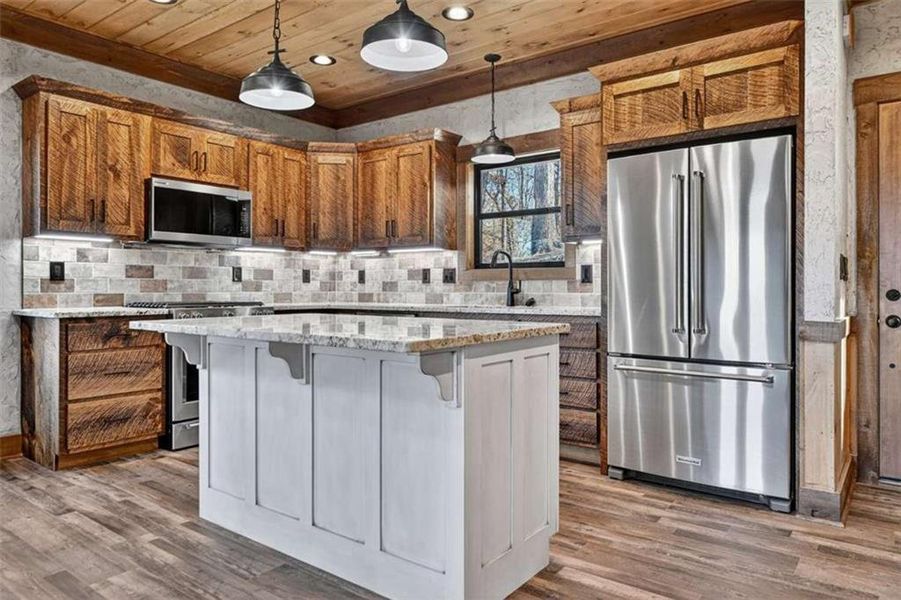 Furnished interior view inside a new home in , Ellijay (Image 11).