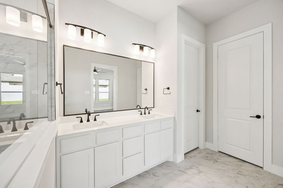 Furnished interior view inside a new home in Painted Tree Lakeside, McKinney (Image 11).