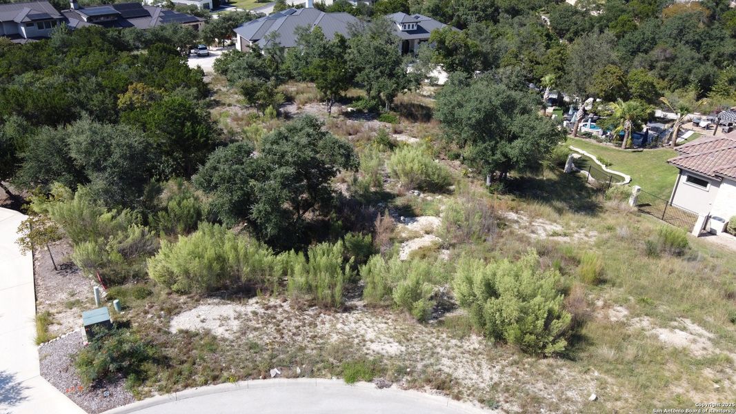 Image 9 of a home in . Image 9 of a home in .