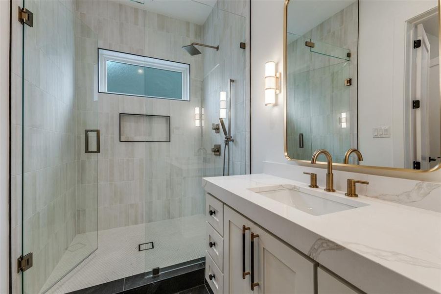 Furnished interior view inside a new home in , Dallas (Image 19). Furnished interior view inside a new home in , Dallas (Image 19).