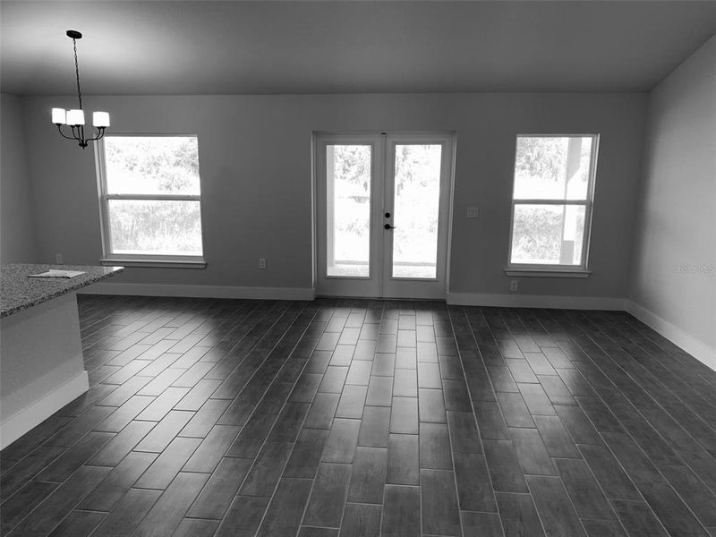 Spacious, unfurnished interior of a new home in , Port Charlotte (Image 7).