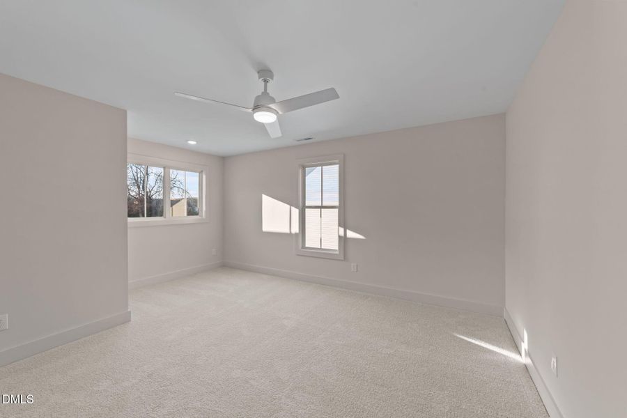 42-web-or-mls-VB4A2095