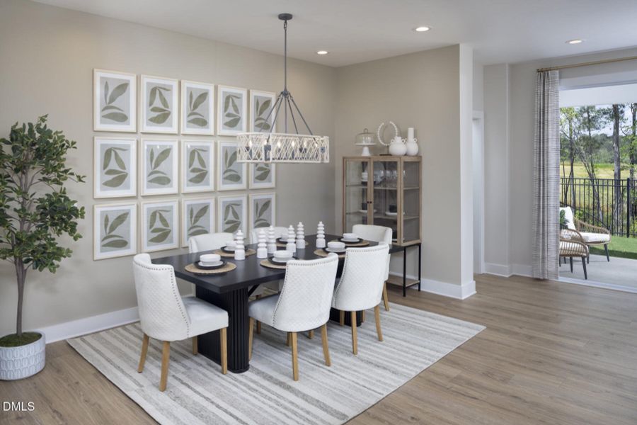 RDU_STB_Glades_lot10_Model_Dining area