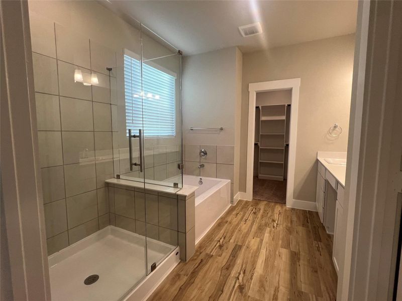 Furnished interior view inside a new home in Sorella 50s, Tomball (Image 5). Furnished interior view inside a new home in Sorella 50s, Tomball (Image 5).