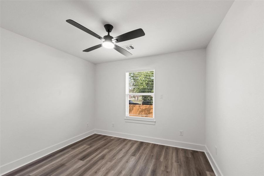 Spacious, unfurnished interior of a new home in , Brenham (Image 11).
