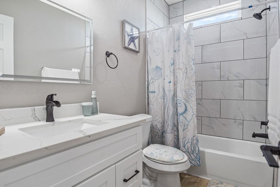 Furnished interior view inside a new home in , Bolivar (Image 17).