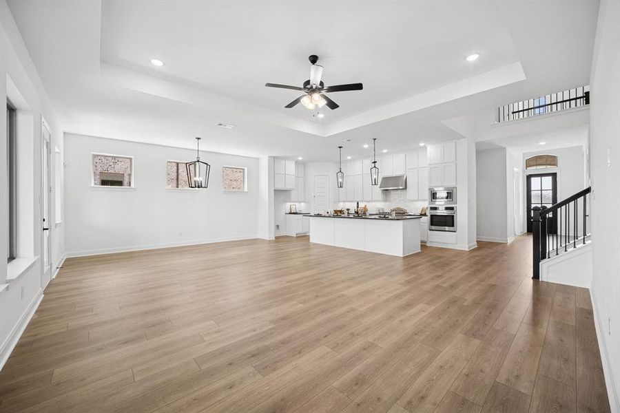 Spacious, unfurnished interior of a new home in Terraces – Classics, Rockwall (Image 24). Spacious, unfurnished interior of a new home in Terraces – Classics, Rockwall (Image 24).