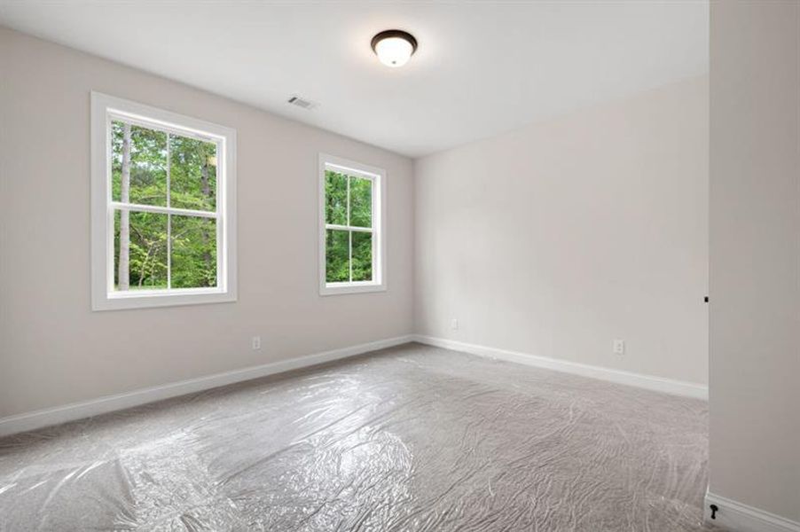 Spacious, unfurnished interior of a new home in , Dallas (Image 18).